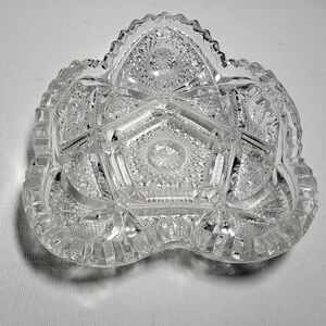 IMPERIAL GLASS Co. "Nucut" Heart-Shaped Pressed Glass Candy/Nut/Relish Dish